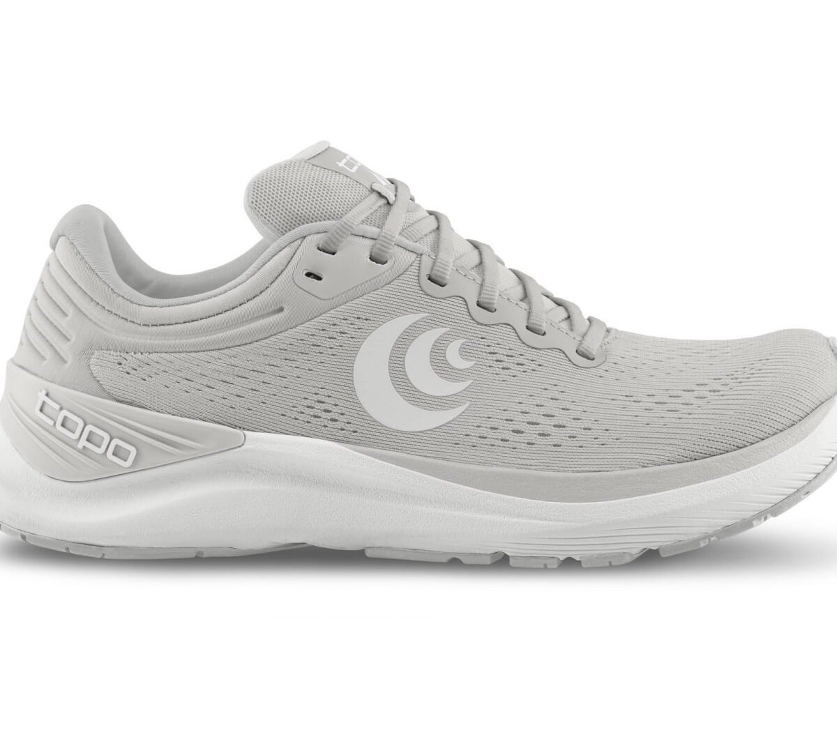 TOPO ATHLETIC ULTRAFLY 4
